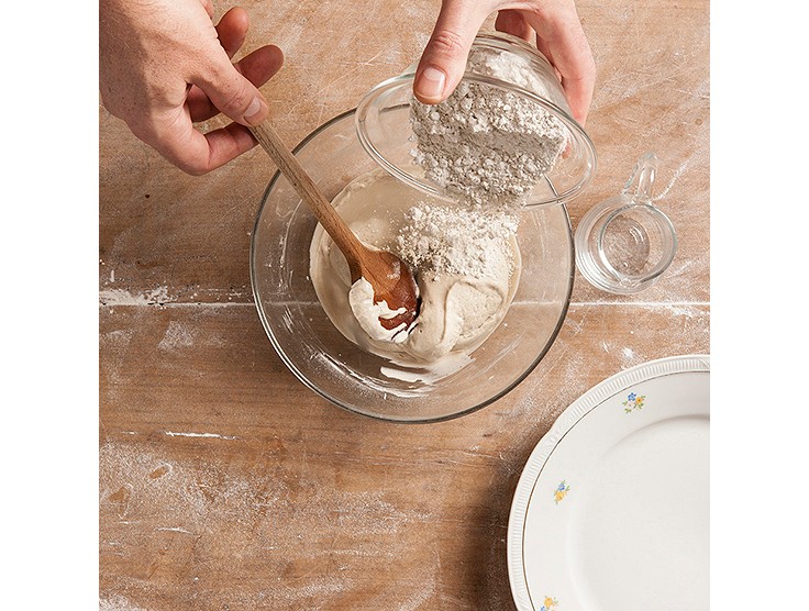 Foto: Eisenhut & Mayer Stufe 2 Ansatz für Sauerteig