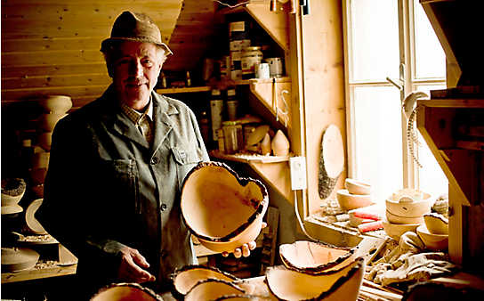Der Kunstdrechsler aus dem Krakautal - (c) Foto: Michael Reidinger Der Kunstdrechsler aus dem Krakautal