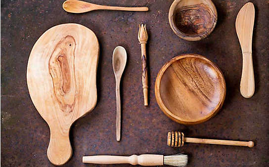 So reinigen Sie Kochwerkzeug aus Holz - (c) Foto: Mauritius Images So reinigen Sie Kochwerkzeug aus Holz