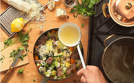 In 7 Schritten zur guten Rindsuppe In 7 Schritten zur guten Rindsuppe