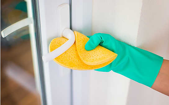 Putztipps für ein virenfreies Zuhause
- (c) Foto: iStock.com Putztipps für ein virenfreies Zuhause