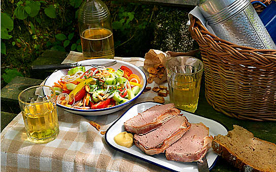 Bunter Gemüsesalat - (c) Foto: Eisenhut & Mayer Bunter Gemüsesalat