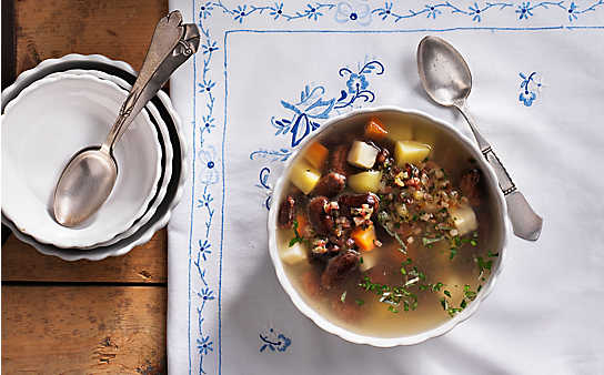 Karnische Bohnensuppe - (c) Foto: Eisenhut & Mayer Karnische Bohnensuppe
