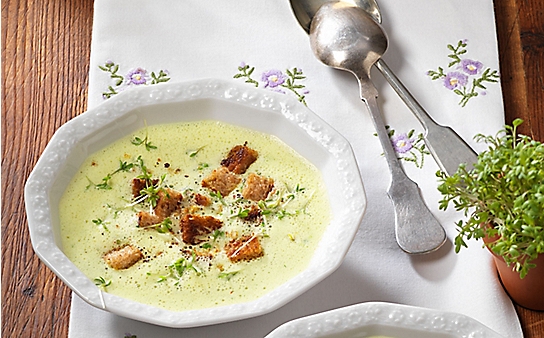 Kresse-Rahmsuppe - (c) Foto: Eisenhut & Mayer Rahmsuppe