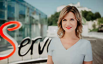Unsere ServusTV-Moderatoren: Claudia Maxones - (c) Foto: Richard Schabetsberger Unsere ServusTV-Moderatoren: Claudia Maxones