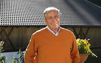 Unsere ServusTV-Moderatoren: Dr. Hans Gasperl - (c) Foto: ServusTV Unsere ServusTV-Moderatoren: Dr. Hans Gasperl