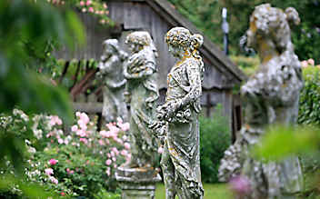 Inspiration für den Garten: Statuen und Skulpturen - (c) Foto: Harald Eisenberger Inspiration für den Garten: Statuen und Skulpturen
