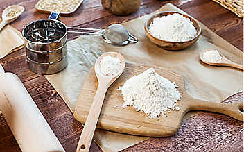 Kleine Mehlkunde, Teil 2: glatt, griffig, universal - (c) Foto: Thinkstock Photos Kleine Mehlkunde, Teil 2: glatt, griffig, universal