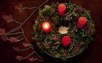 Adventkranz für Selbermacher - (c) Foto: Katharina Gossow Adventkranz für Selbermacher