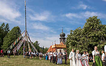 Veranstaltungs-Tipp: Pestkerzenumzug St. Benedikten
- (c) Foto: Markus Beren Veranstaltungs-Tipp: Pestkerzenumzug St. Benedikten