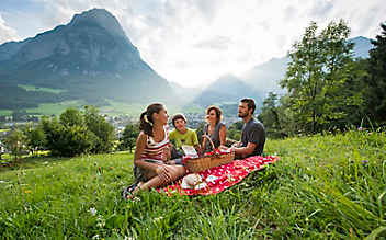 Diese 5 Dinge möchten Sie bei Ihrem nächsten Picknick nicht missen - (c) Foto: Kanton Glarus, Samuel Trümpy Photography, www.flickr.com Diese 5 Dinge möchten Sie bei Ihrem nächsten Picknick nicht missen