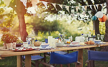 Zum Nachmachen: 5 Deko-Ideen fürs Gartenfest - (c) Foto: iStock.com Zum Nachmachen: 5 Deko-Ideen fürs Gartenfest
