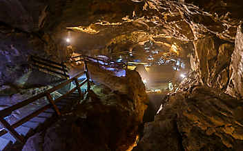 6 beeindruckende Höhlen in Österreich - (c) Foto: Mauritius Images 6 beeindruckende Höhlen in Österreich