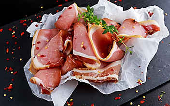 5 Rezepte mit Speck - (c) Foto: iStock Photo 5 Rezepte mit Speck