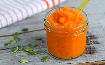 Körperpeeling mit Kürbis - (c) Foto: iStock.com Körperpeeling mit Kürbis