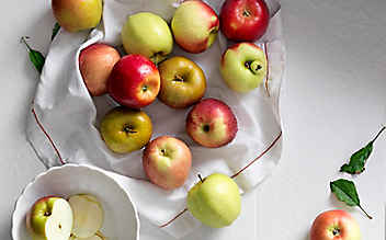 8 heimische Apfelsorten - (c) Foto: Eisenhut & Mayer 8 heimische Apfelsorten
