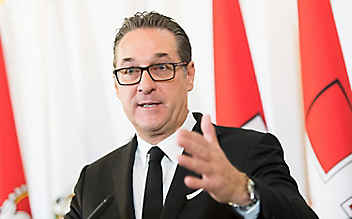 Vizekanzler Strache: Vizekanzler Strache: Es wird kein Hartz IV geben