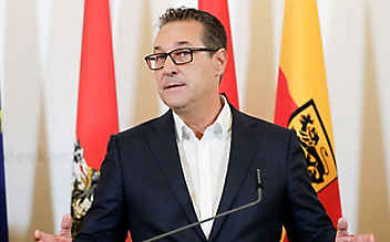 Strache zeigt Verständnis für Forderung nach Ausgehverbot - (c) BKA/Andy Wenzel Strache zeigt Verständnis für Forderung nach Ausgehverbot