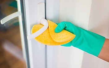 Putztipps für ein virenfreies Zuhause
- (c) Foto: iStock.com Putztipps für ein virenfreies Zuhause