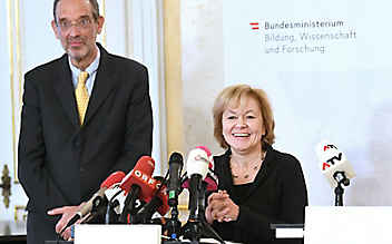 Susanne Wiesinger wird Ombudsfrau für Wertefragen und Kulturkonflikte im Bildungsministerium Susanne Wiesinger wird Ombudsfrau für Wertefragen und Kulturkonflikte im Bildungsministerium