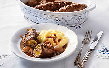 Gefüllte Rindsrouladen in Rotweinsauce - (c) Foto: Eisenhut & Mayer Rindsrouladen