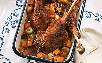 Geschmorte Gänsekeulen - (c) Foto: Eisenhut & Mayer Gänsekeulen