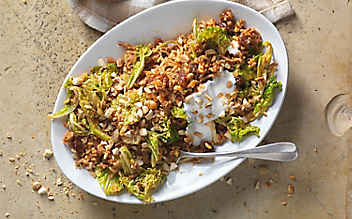 Mandelreis mit Faschiertem und Grünkohl - (c) Foto: Eisenhut & Mayer Mandelreis mit Faschiertem und Grünkohl