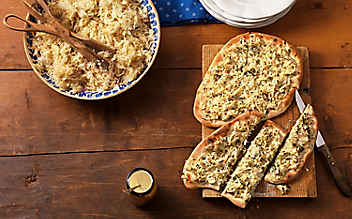 Kraut-Flammkuchen - (c) Foto: Eisenhut & Mayer Kraut-Flammkuchen