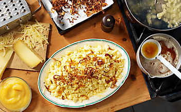 Käsknöpfle aus dem Bregenzerwald - (c) Foto: Eisenhut & Mayer Kasknöpfle