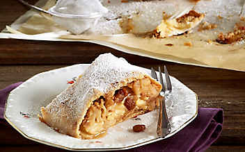 Klassischer Apfelstrudel - (c) Foto: Eisenhut & Mayer Klassischer Apfelstrudel