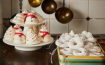 Windgebäck für den Christbaum - (c) Foto: Philip Schönauer Windgebäck für den Christbaum