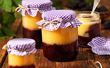 Brombeer-Klarapfel-Schichtmarmelade - (c) Foto: Eisenhut & Mayer Schichtmarmelade