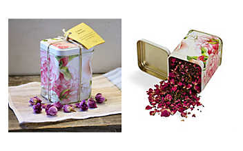 Schwarzer Tee mit Rosenblüten Schwarzer Tee mit Rosenblüten