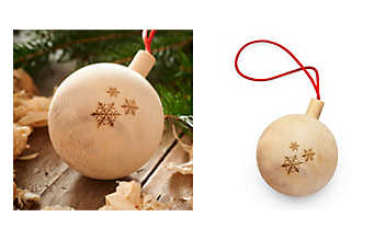 Weihnachtskugel aus Zirbe Weihnachtskugel aus Zirbe