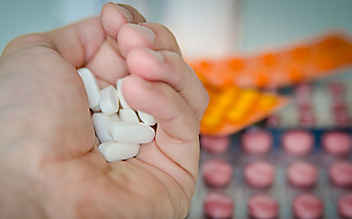 Gefährliche Folgen: Mediziner warnen vor Einnahme von Ibuprofen - (c) Foto: pixabay.com Gefährliche Folgen: Mediziner warnen vor Einnahme von Ibuprofen