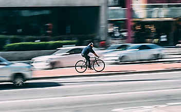 Radfahrer verprügelt Fußgänger: Mann stirbt im Krankenhaus - (c) Foto: pixabay.com Radfahrer verprügelt Fußgänger: Mann stirbt im Krankenhaus